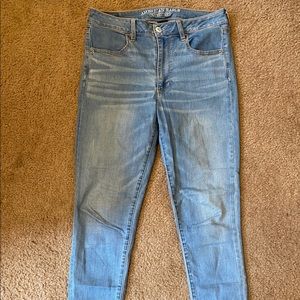 American Eagle Light Wash Jeans